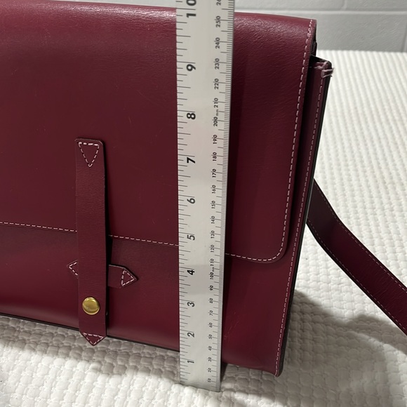 IIIBeCa by Joy Gryson Crossbody/Shoulder Bag Burgundy Leather - Picture 11 of 12
